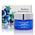 Увлажняющий крем для лица с экстрактом черники BIOAQUA Essence Cream 50 ml